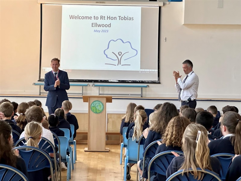 Avonwood Primary School enjoys visit from local MP Tobias Ellwood